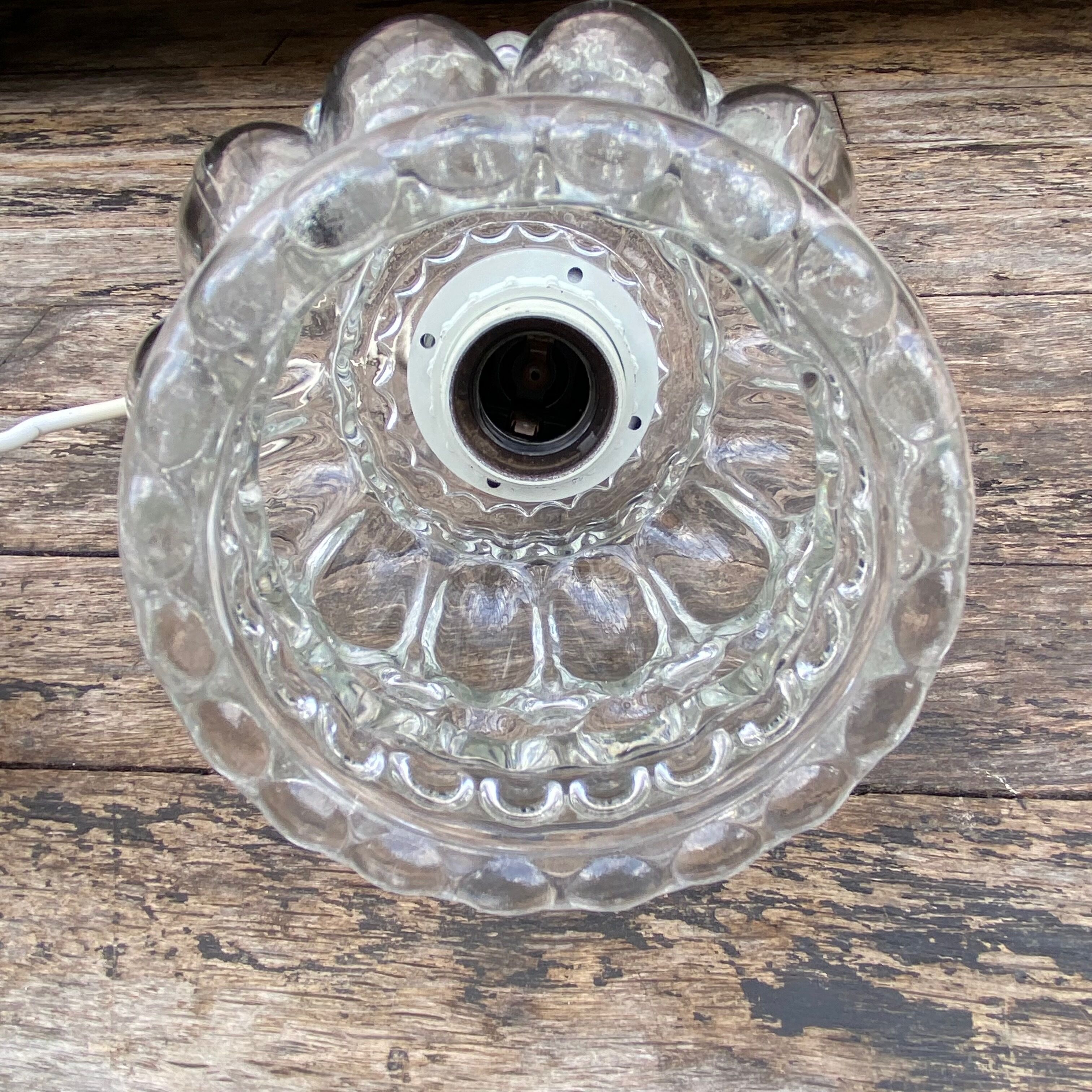 Molded glass suspension -70s