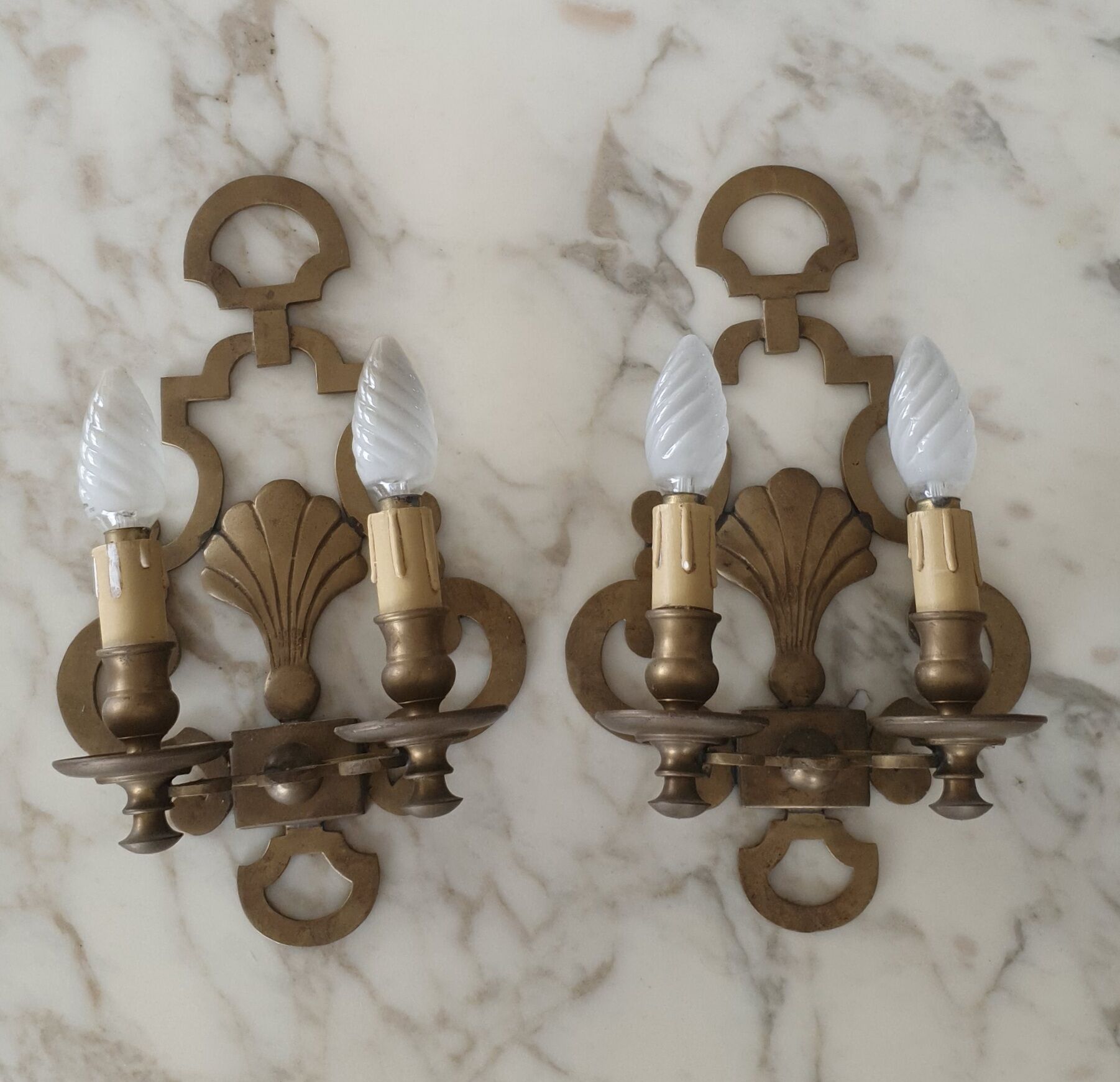 Paire d'appliques anciennes