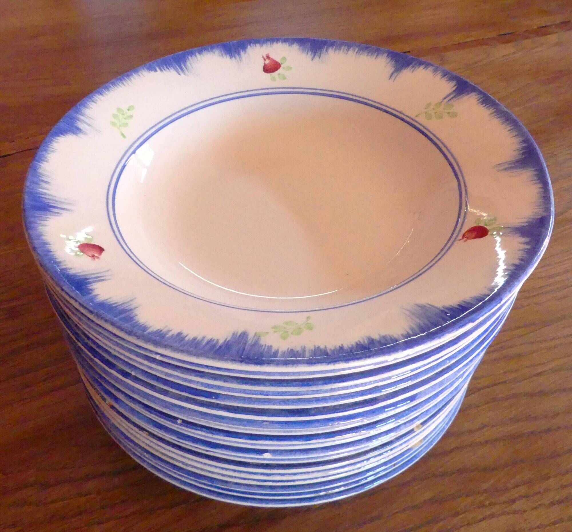 Service of 53 pieces from Gien, model "Bagatelle" (plates, dishes, salad bowls)