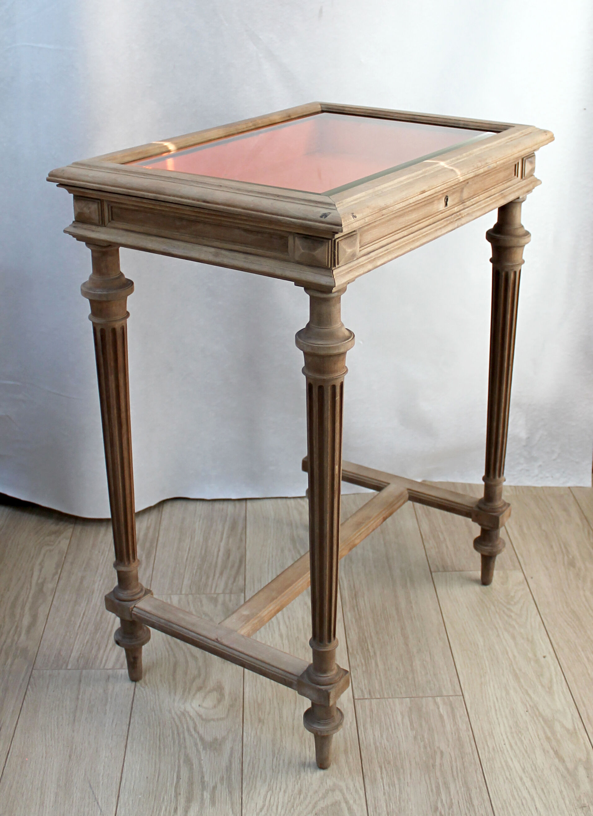 Showcase 1900 natural wooden side table