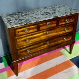 Commode de style Louis XVI
