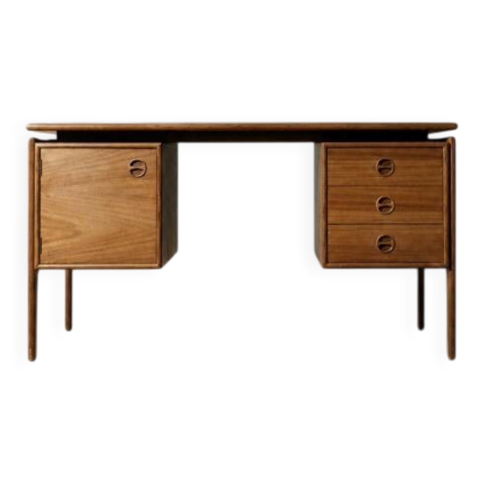 Modern vintage Danish teak desk from the 1950s by Arne Vodder for GV Møbler.