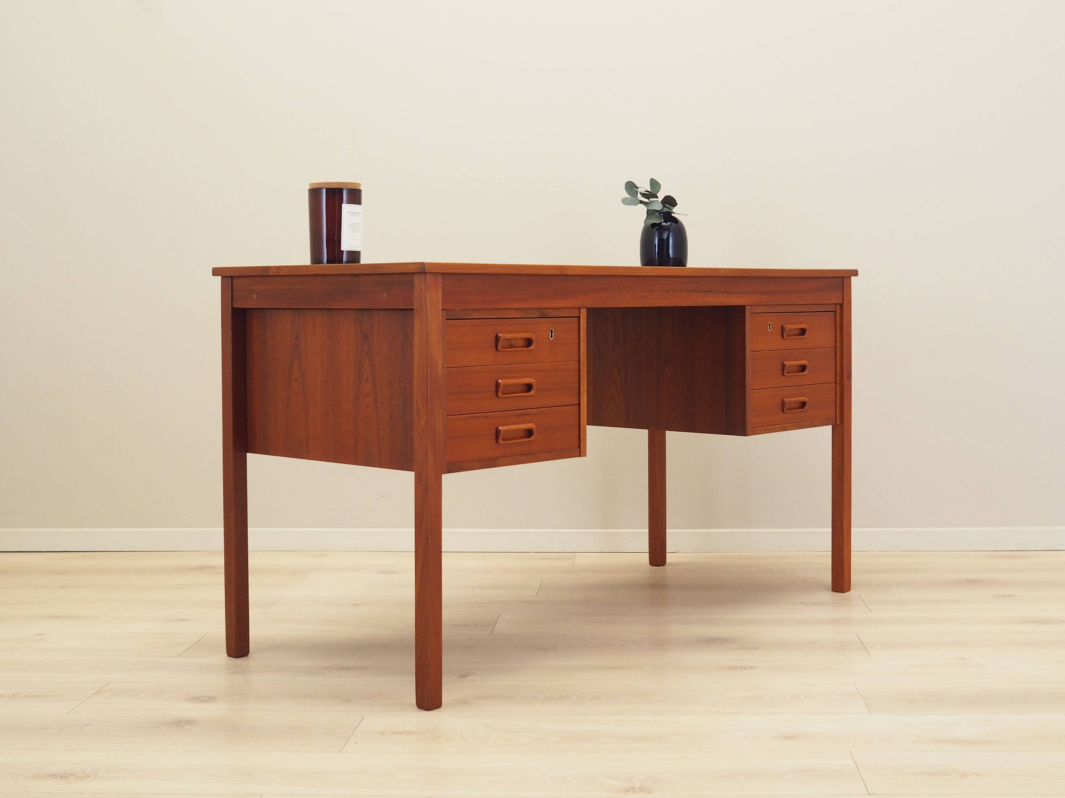 Teak desk, Danish design, 1970s, production: Denmark