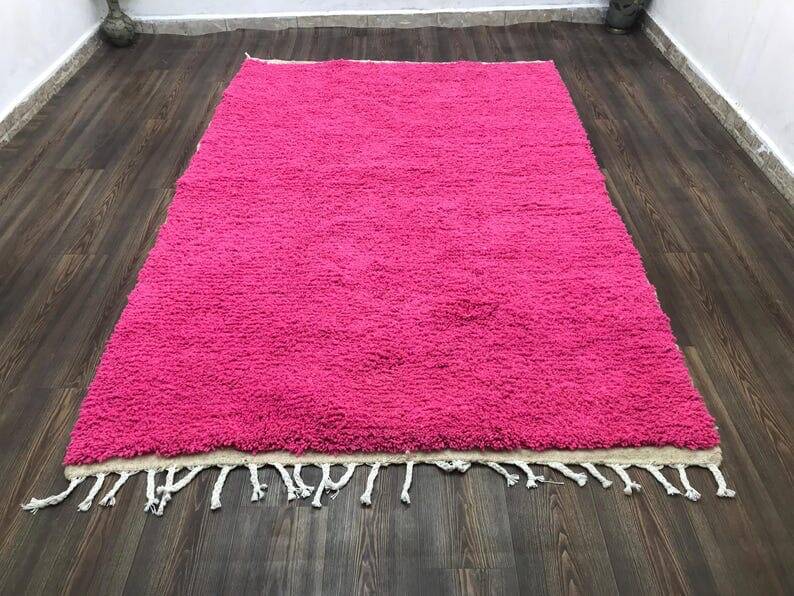 Beni Ouraine handwoven traditional pink rug, size 150 x 250 cm
