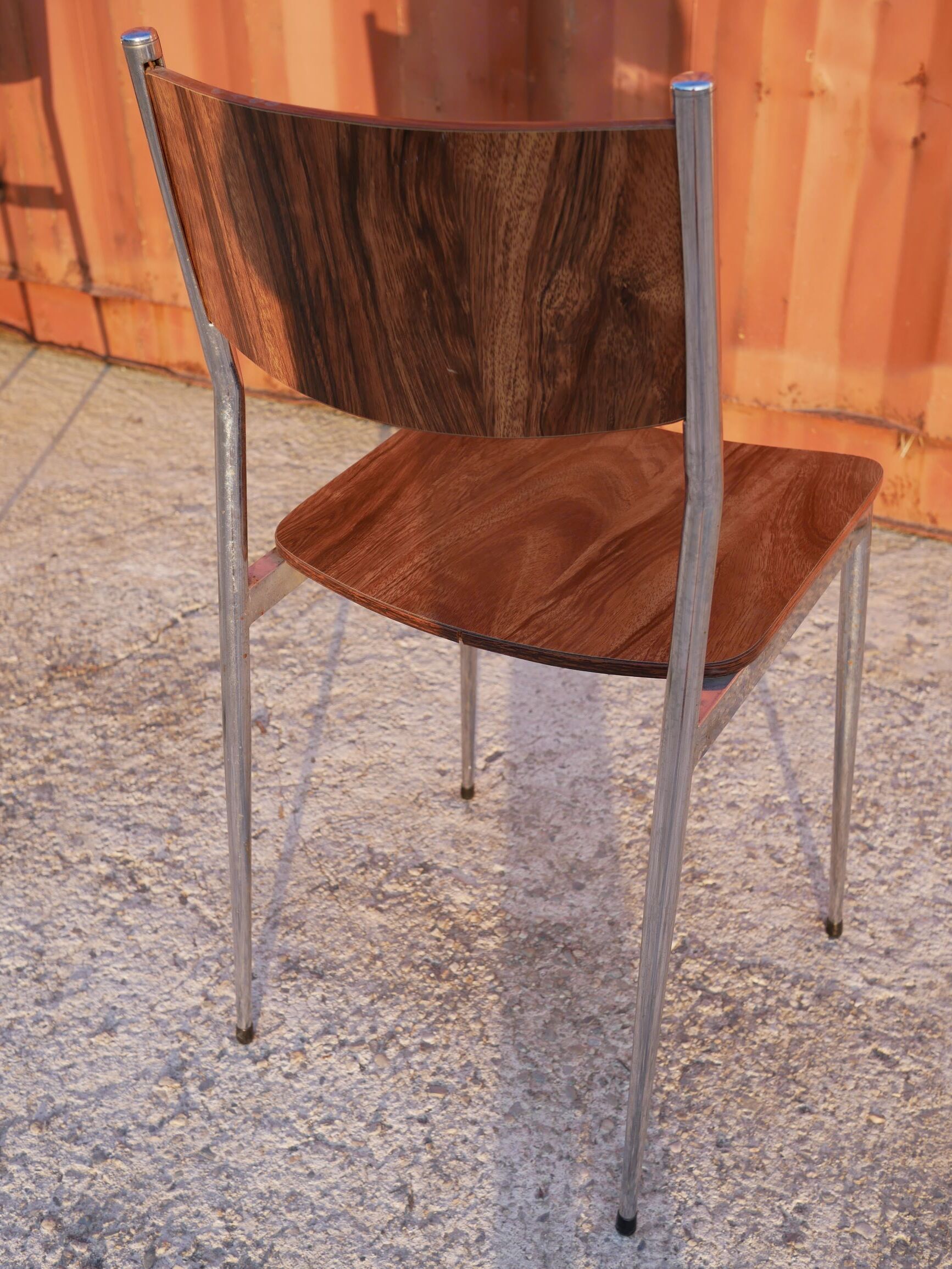 5 chairs vintage wood and metal