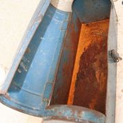Toolbox (Groundhog) plumber metal away for storage, magazines poerte, gardener or other decoration industrial