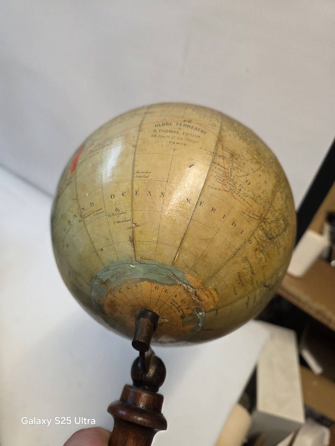 Terrestrial globe napoleon iii, g. thomas