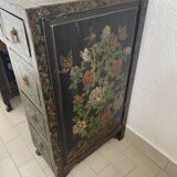 Asian style console desktop