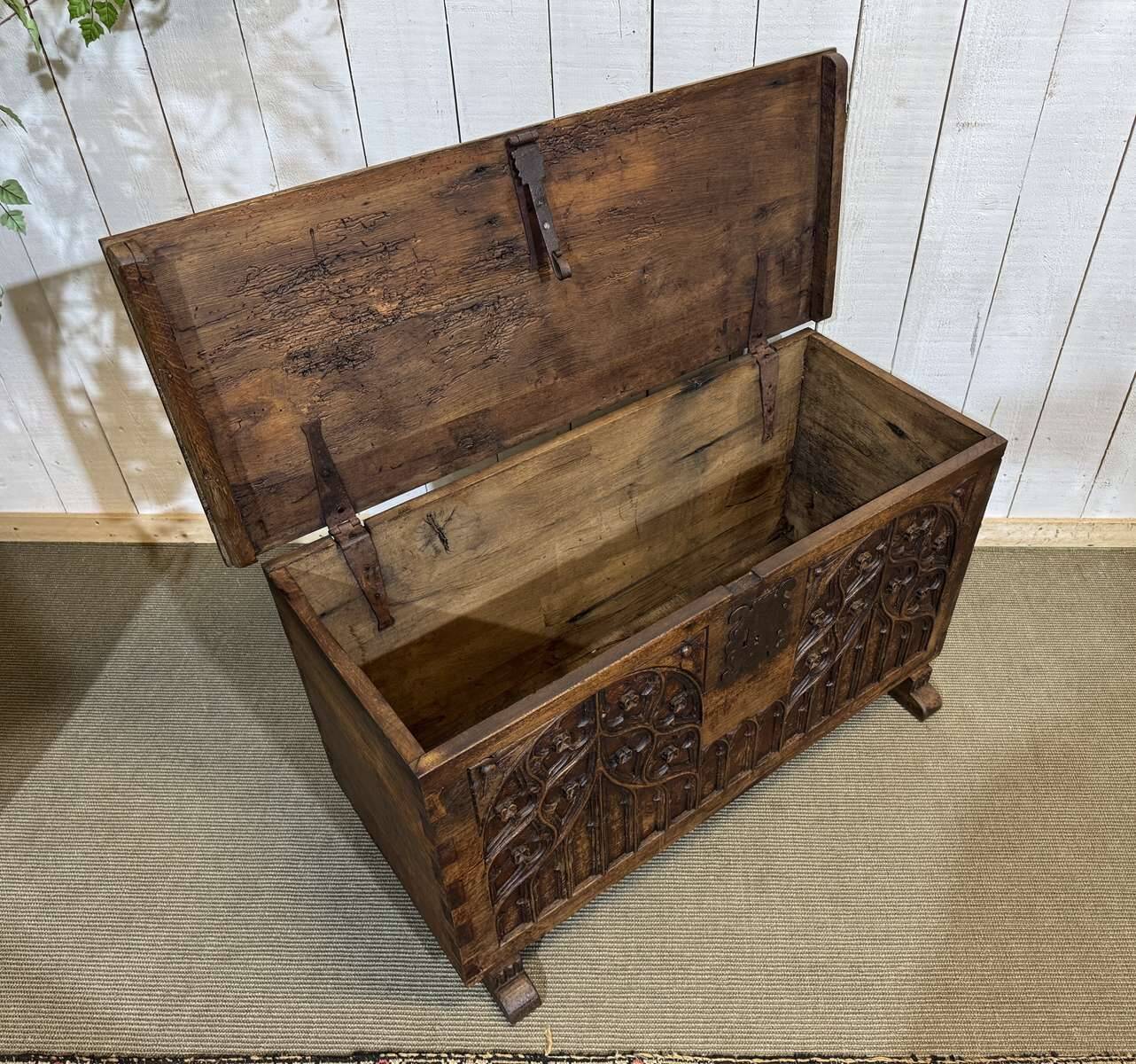 18th-century oak chest with Gothic decoration