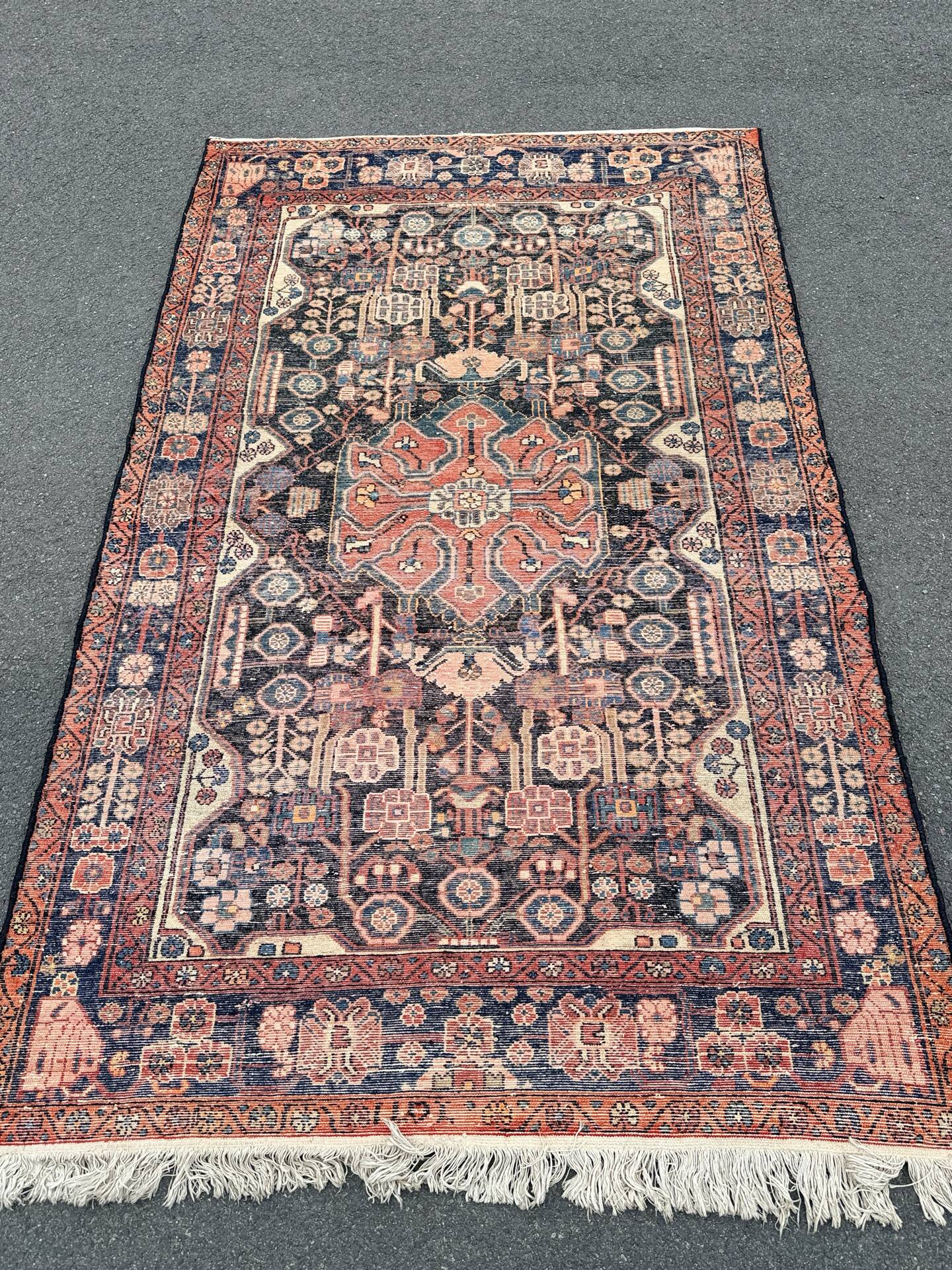 Magnifique tapis ancien persan Nahavand noué main