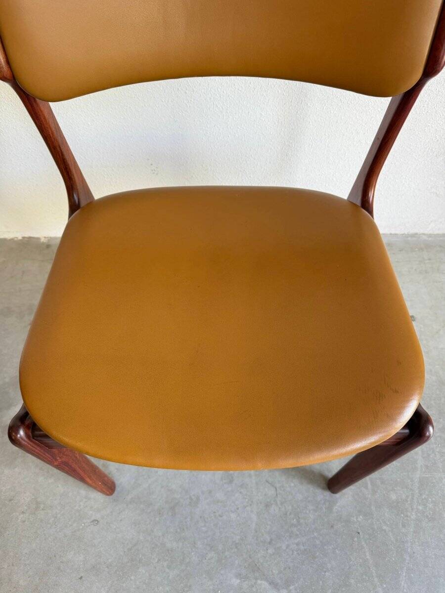 Ensemble de chaises vintage en skaï et palissandre