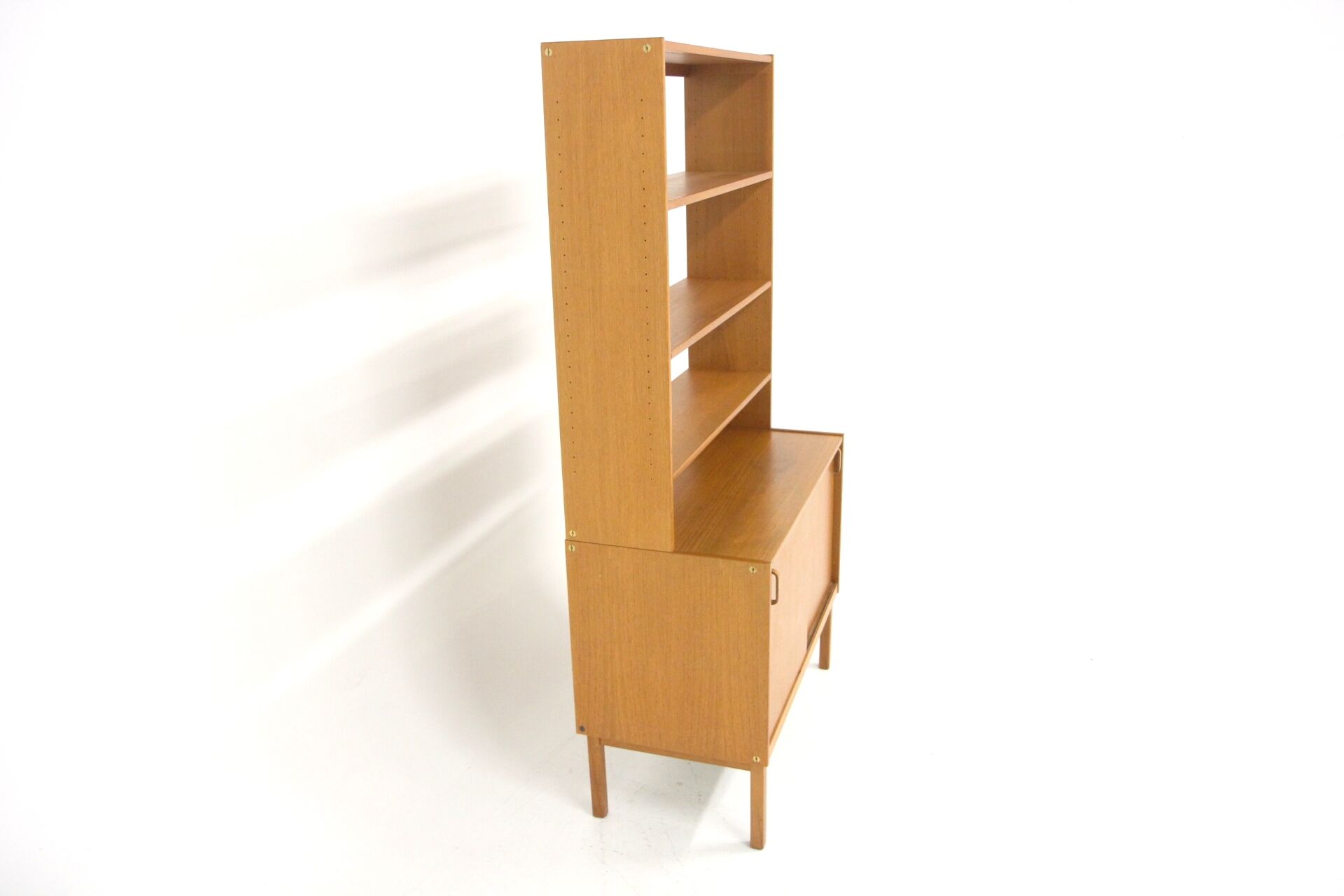 Oak chest of drawers, Bertil Fridhagen, Bodafors, Sweden, 1960
