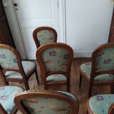 Sept chaises anciennes de style louis XVI