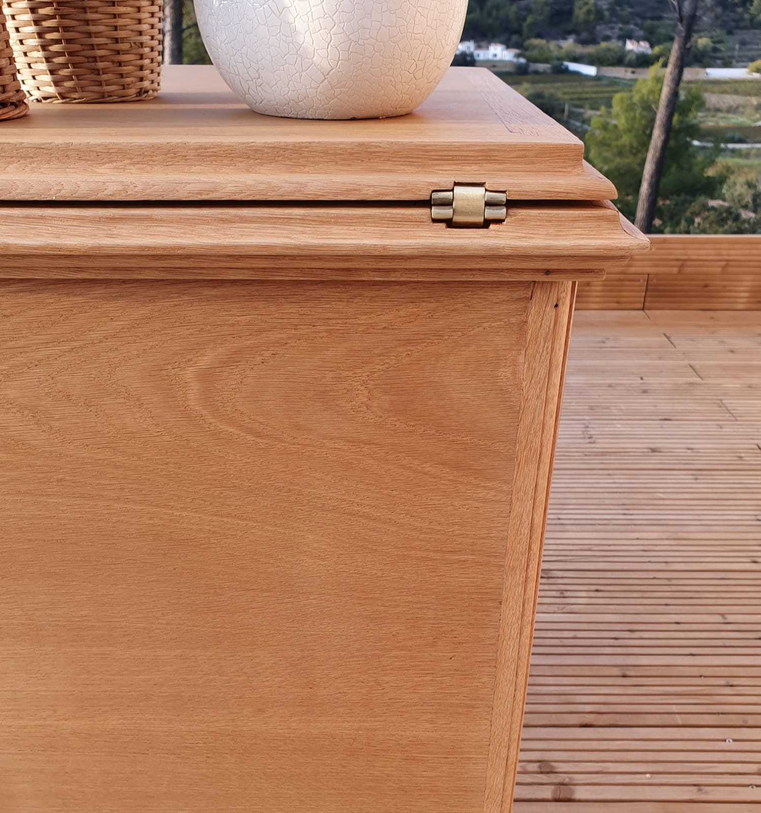 Vintage sideboard with compass feet