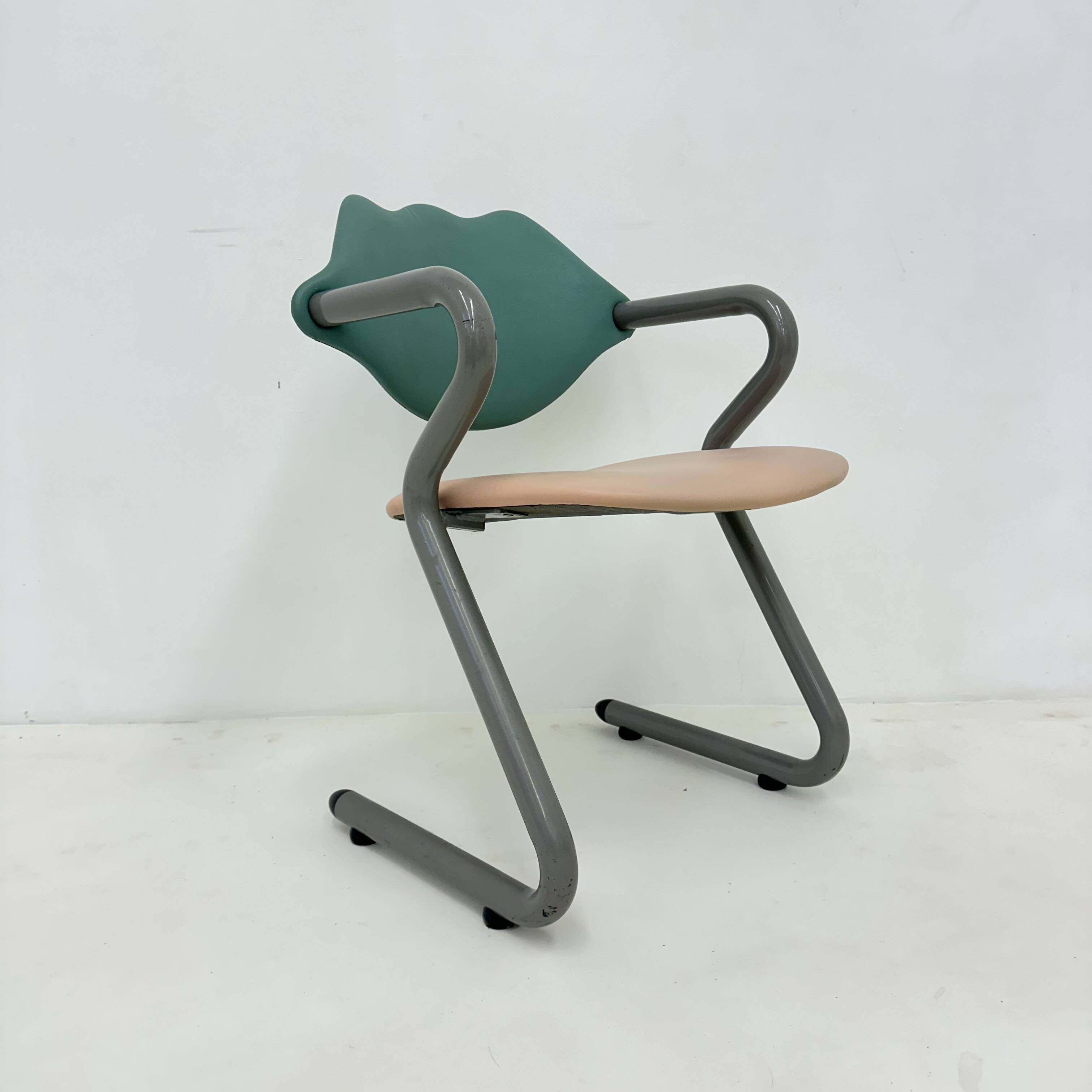 Chair Post modern , 1980s