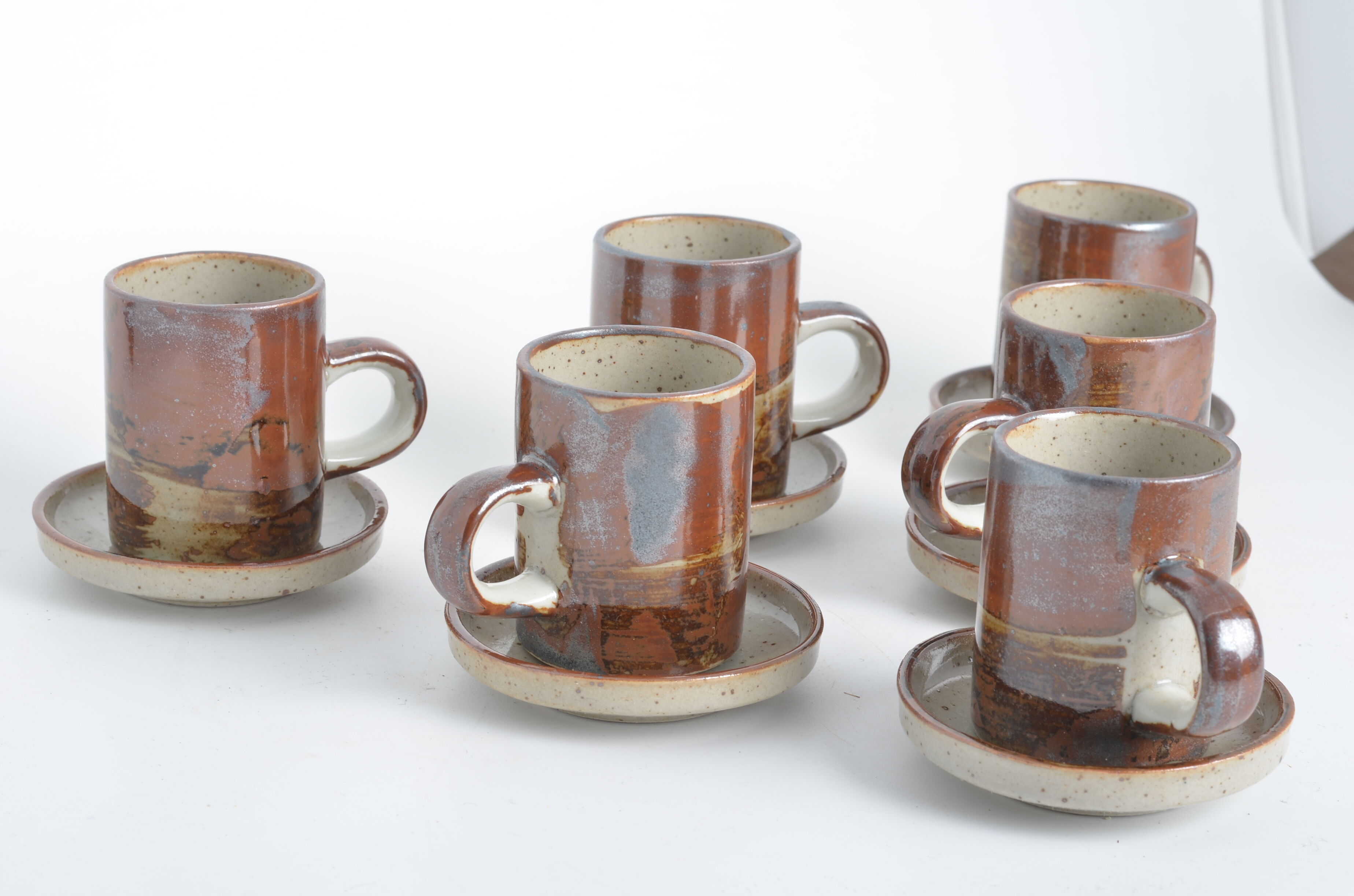 6 cup coffees in sandstone