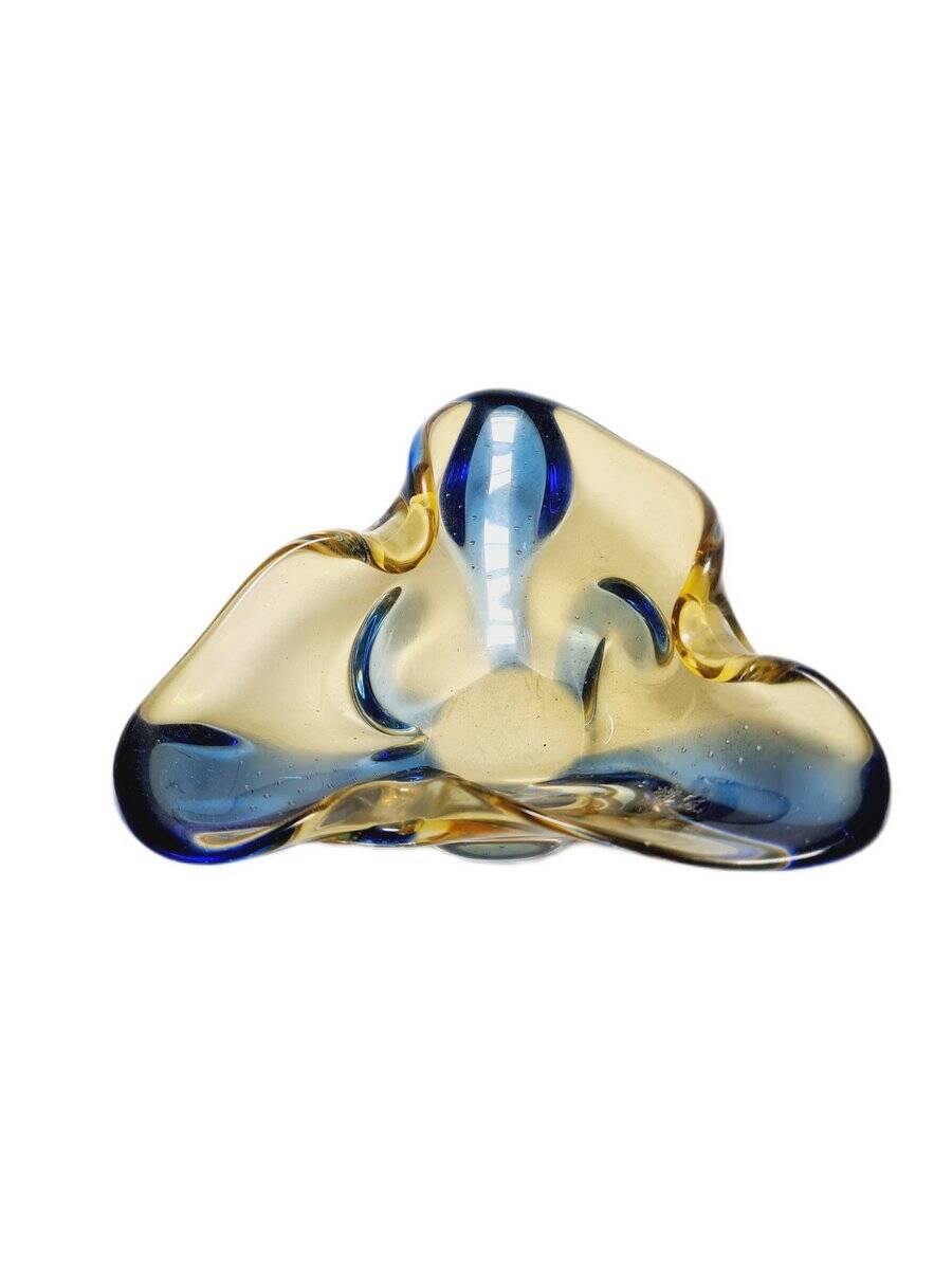 Czechoslovakian vase by Hanna Machanovska for Mstisov Glassworks, 1960s