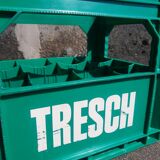 Vintage Tresch green plastic bottle box
