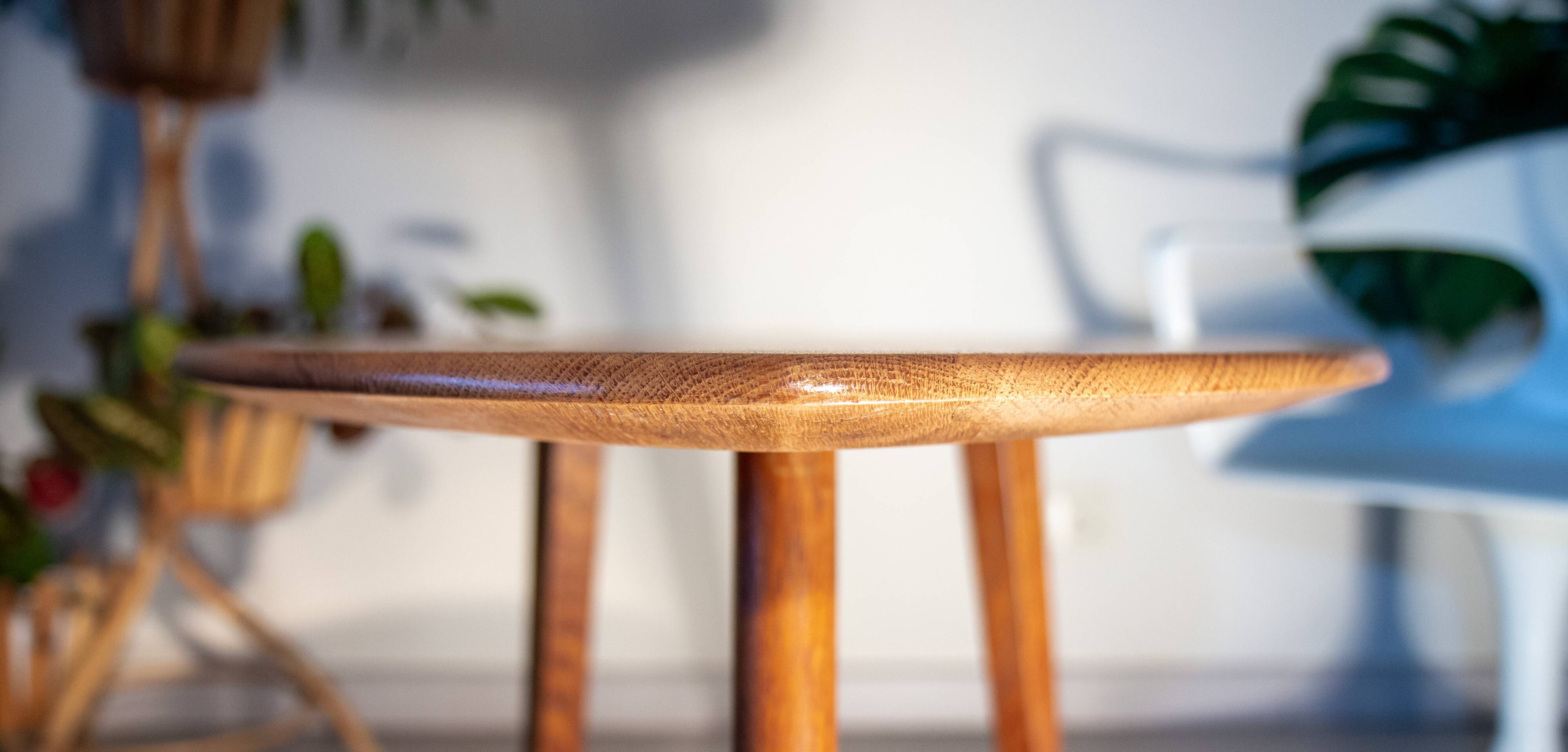 Surf-shaped coffee table, solid oak, 1950s