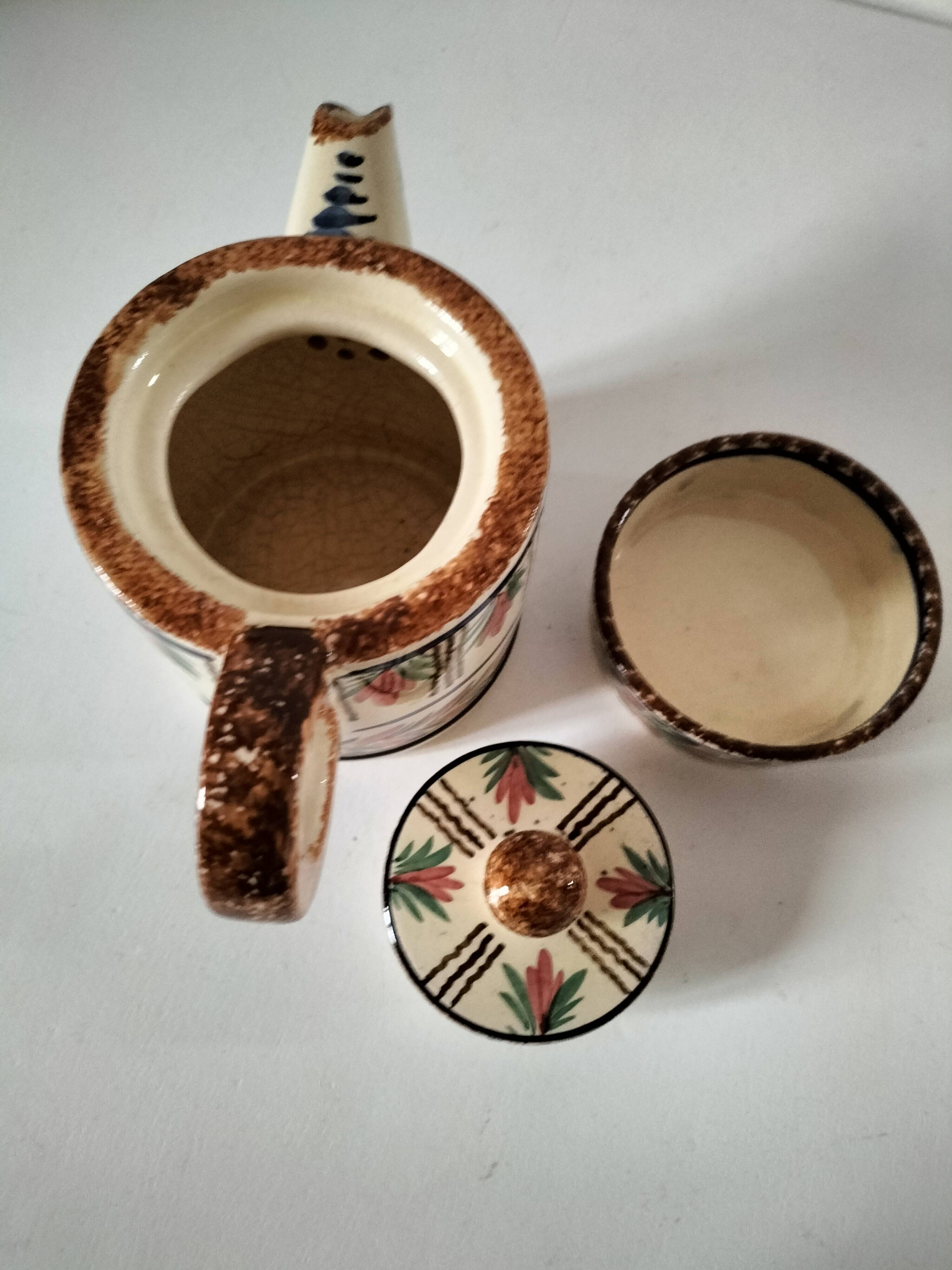 HB Quimper teapot and sugar bowl set