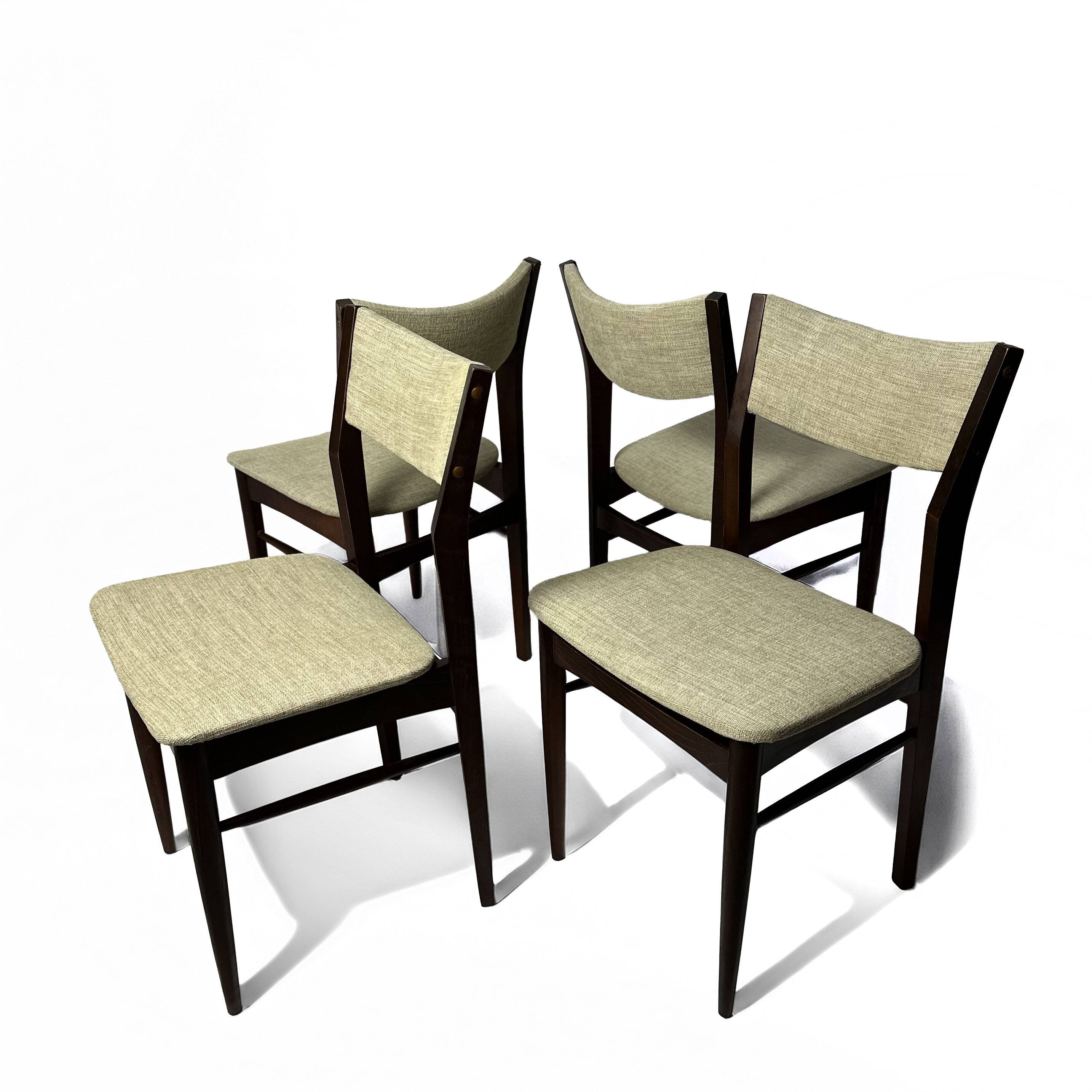 Set of 4 1950s Scandinavian style chairs.