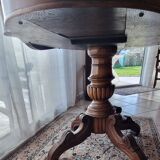 Walnut violin table with 2 drawers