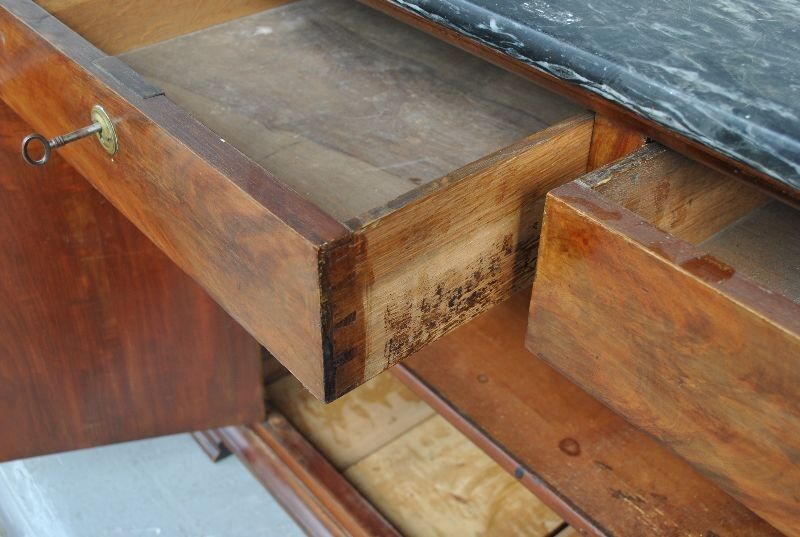 School Louis Philippe mahogany XIX