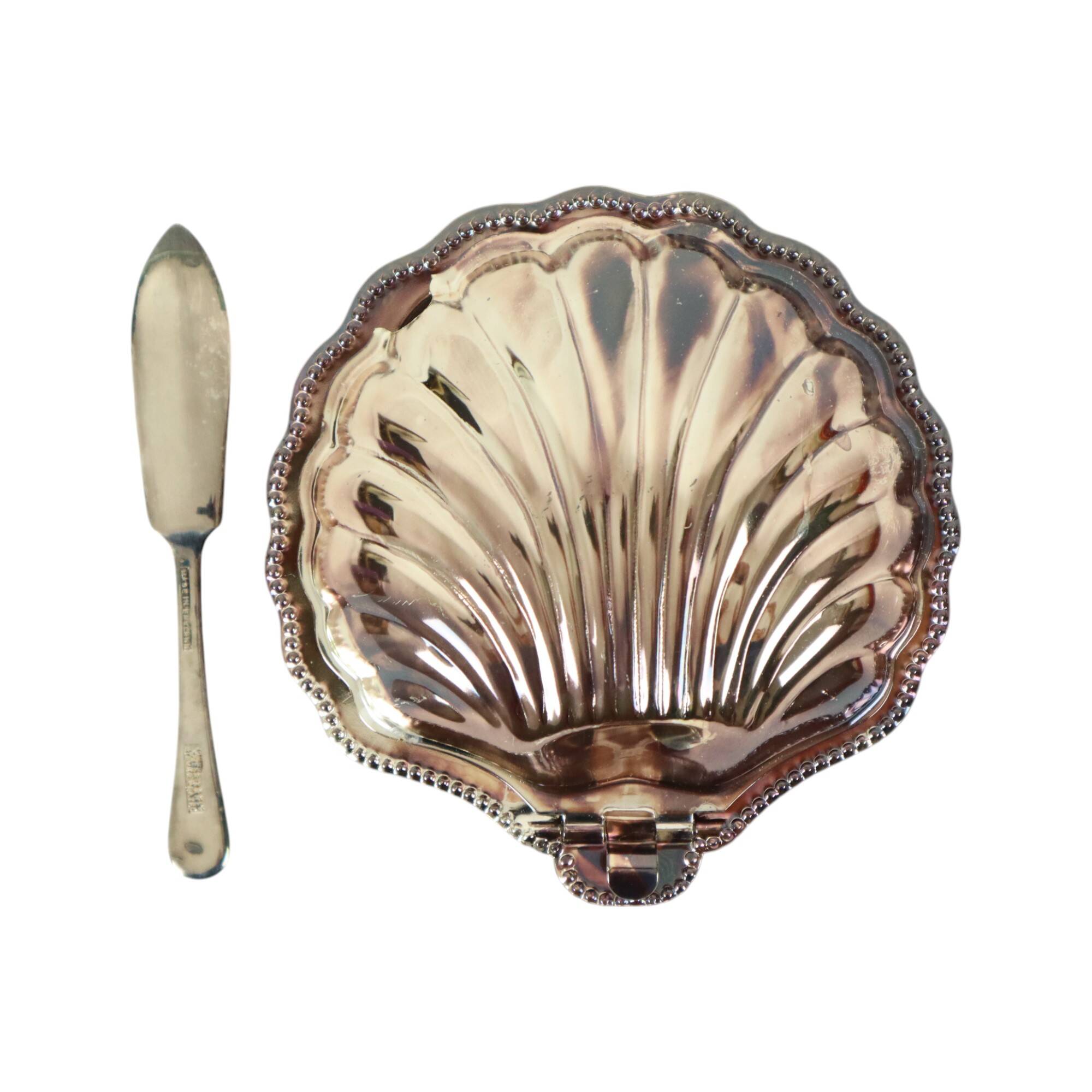 Vintage Scallop Shell Butter Dish Knife Silver Plated Metal Queen Anne