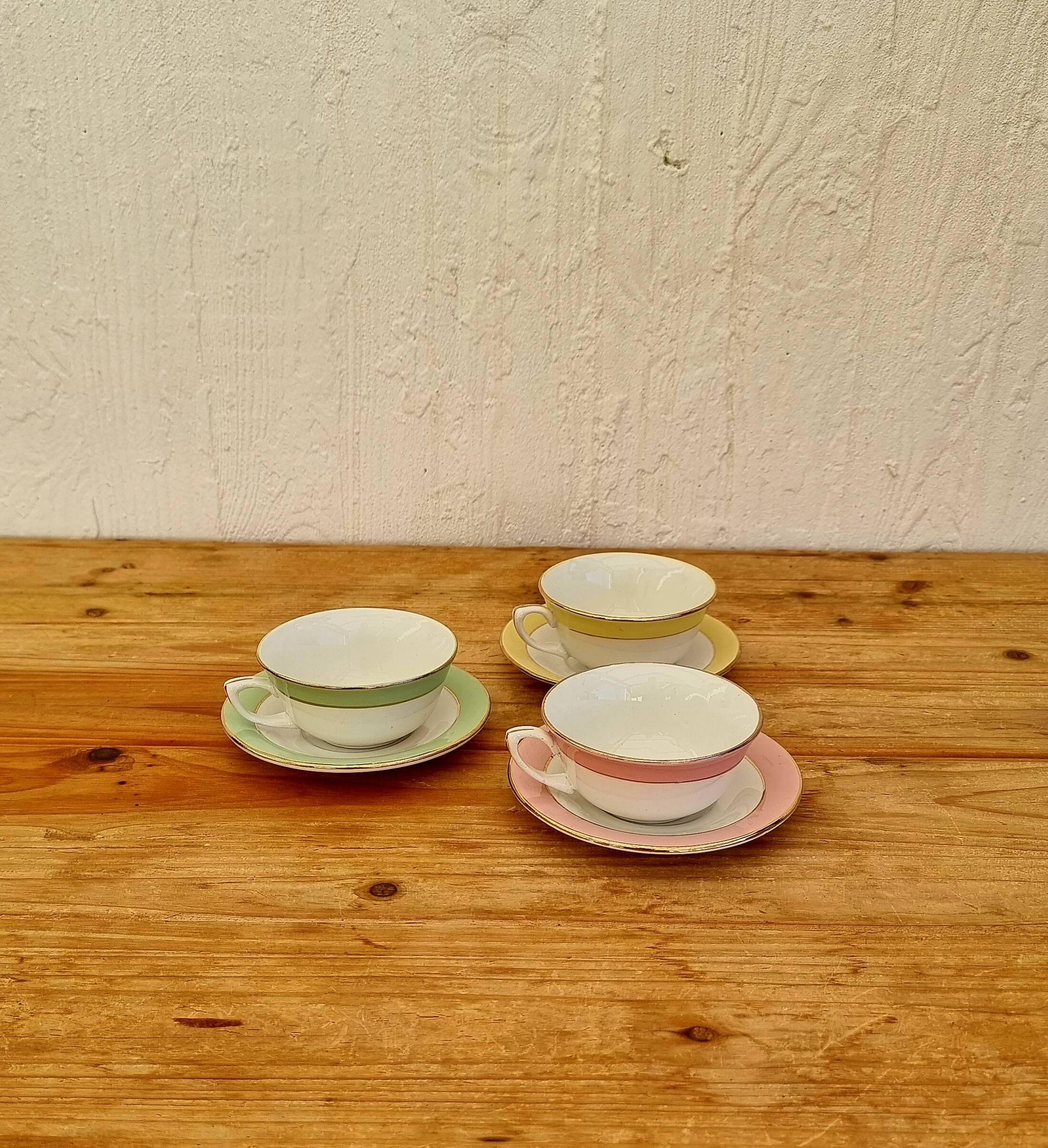 Set of 3 pastel mugs with vintage bowl