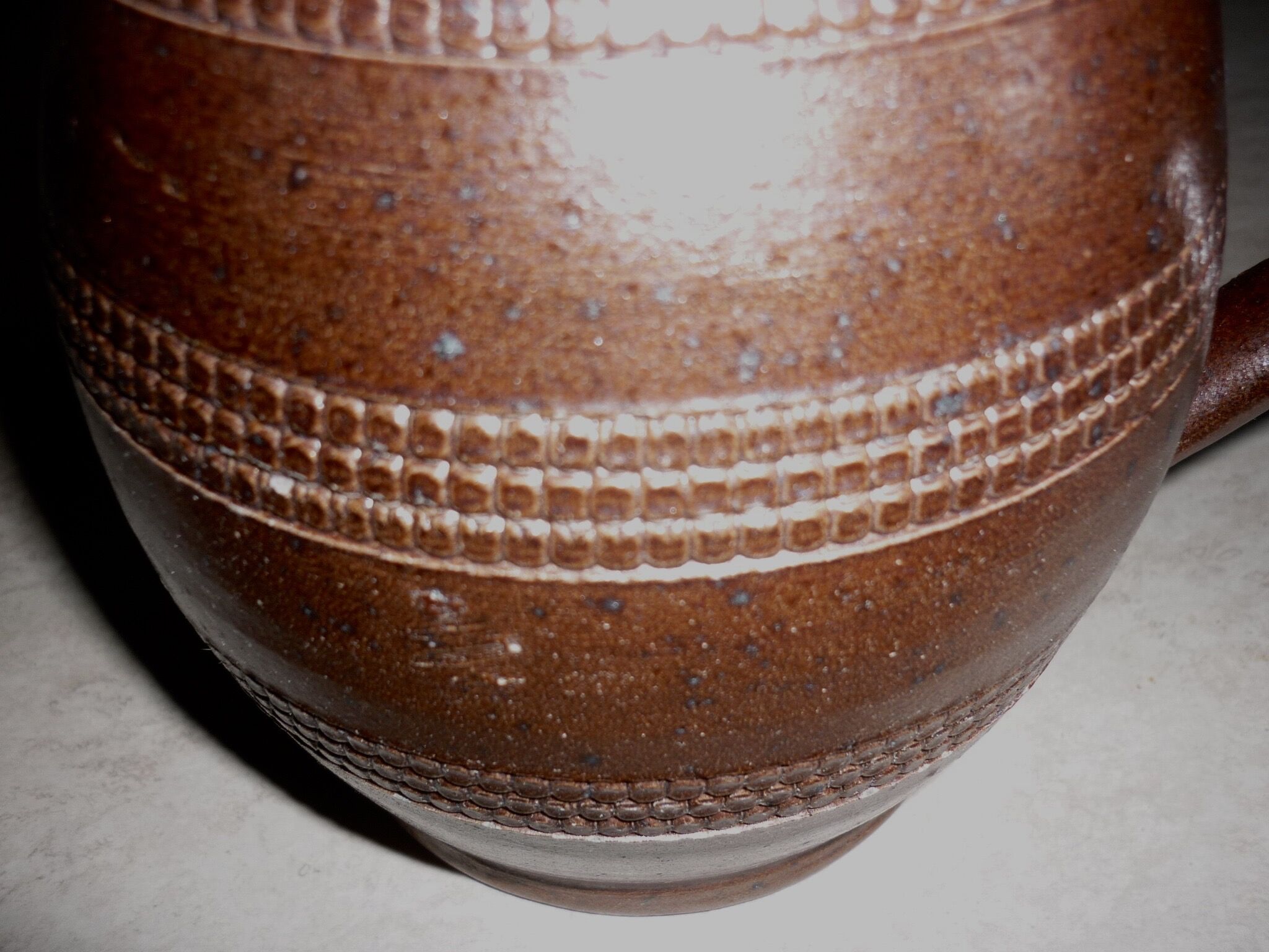 Dark brown Berry sandstone pitcher