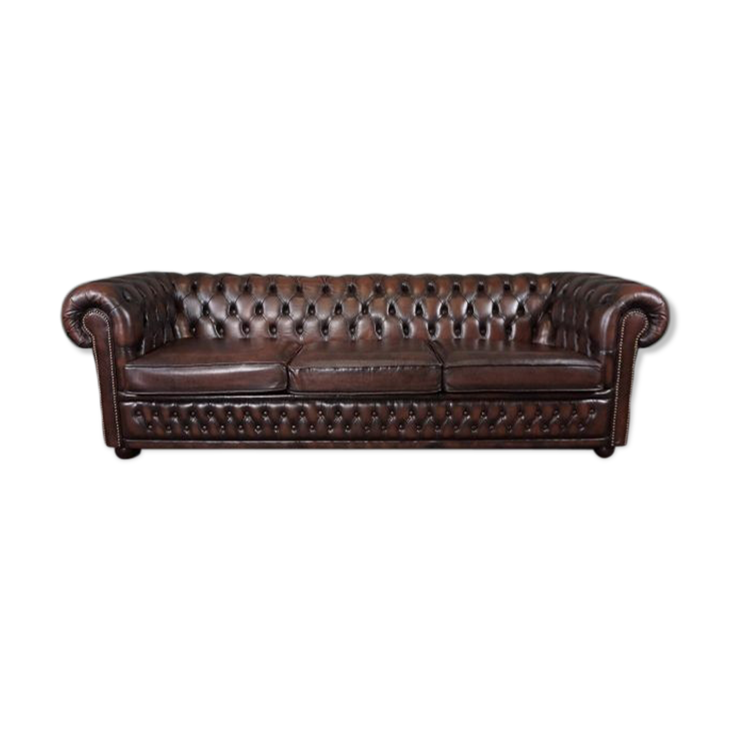 Chesterfield sofa in cowhide, 4 seats