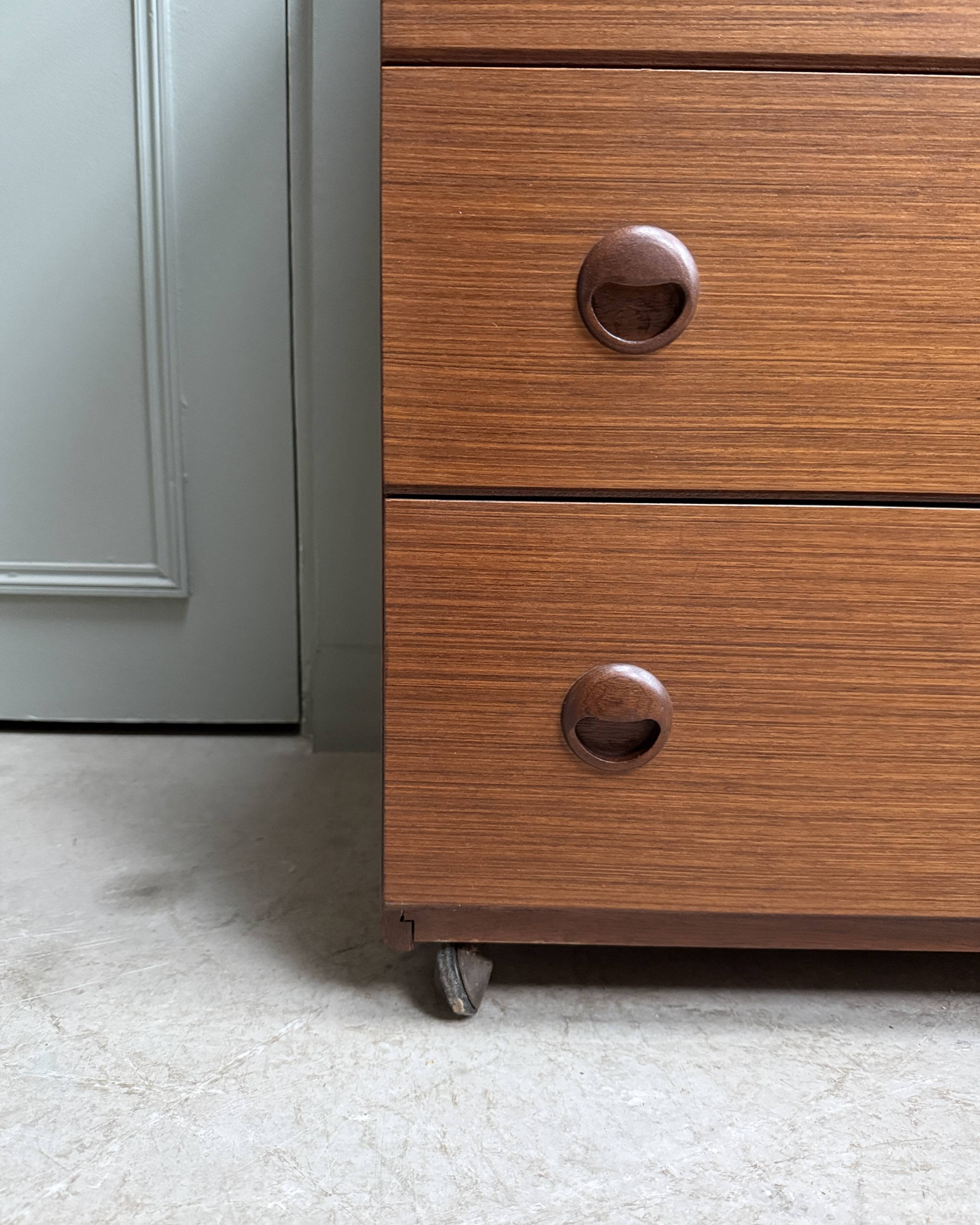 Scandinavian commode Schreiber