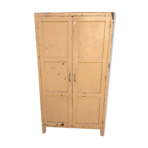 Armoire vintage en chêne peinte