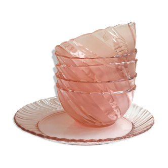 Ensemble de 5 coupelles Arcoroc rosaline et une assiette