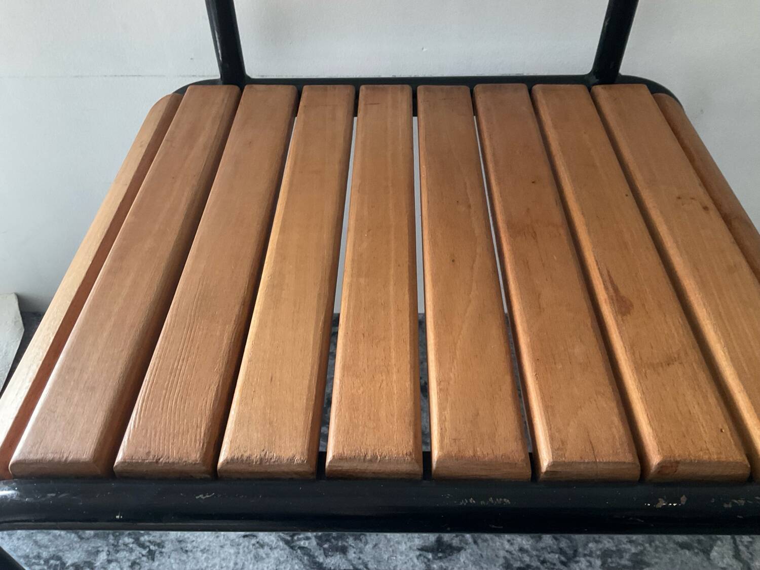 Ancienne chaise porte-bagage des années 60