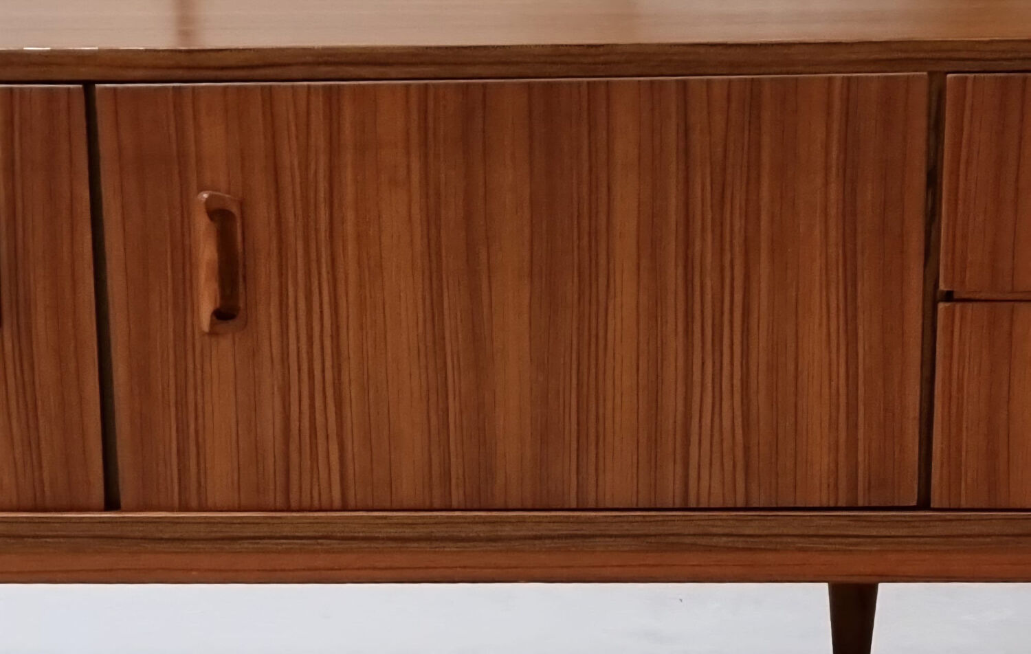 Planche basse des années 70