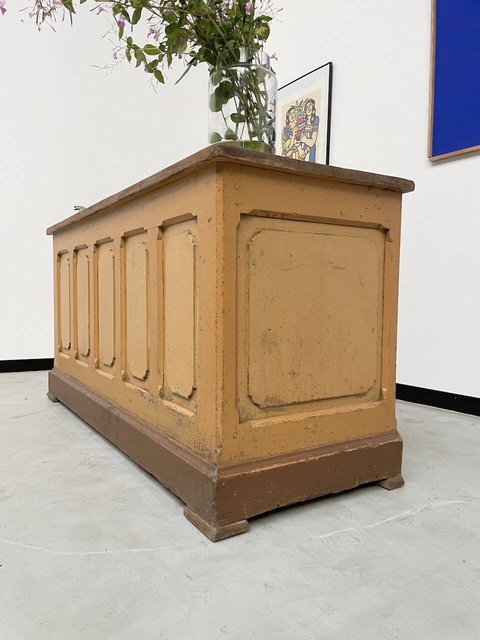 Yellow patina commercial counter from the 50s