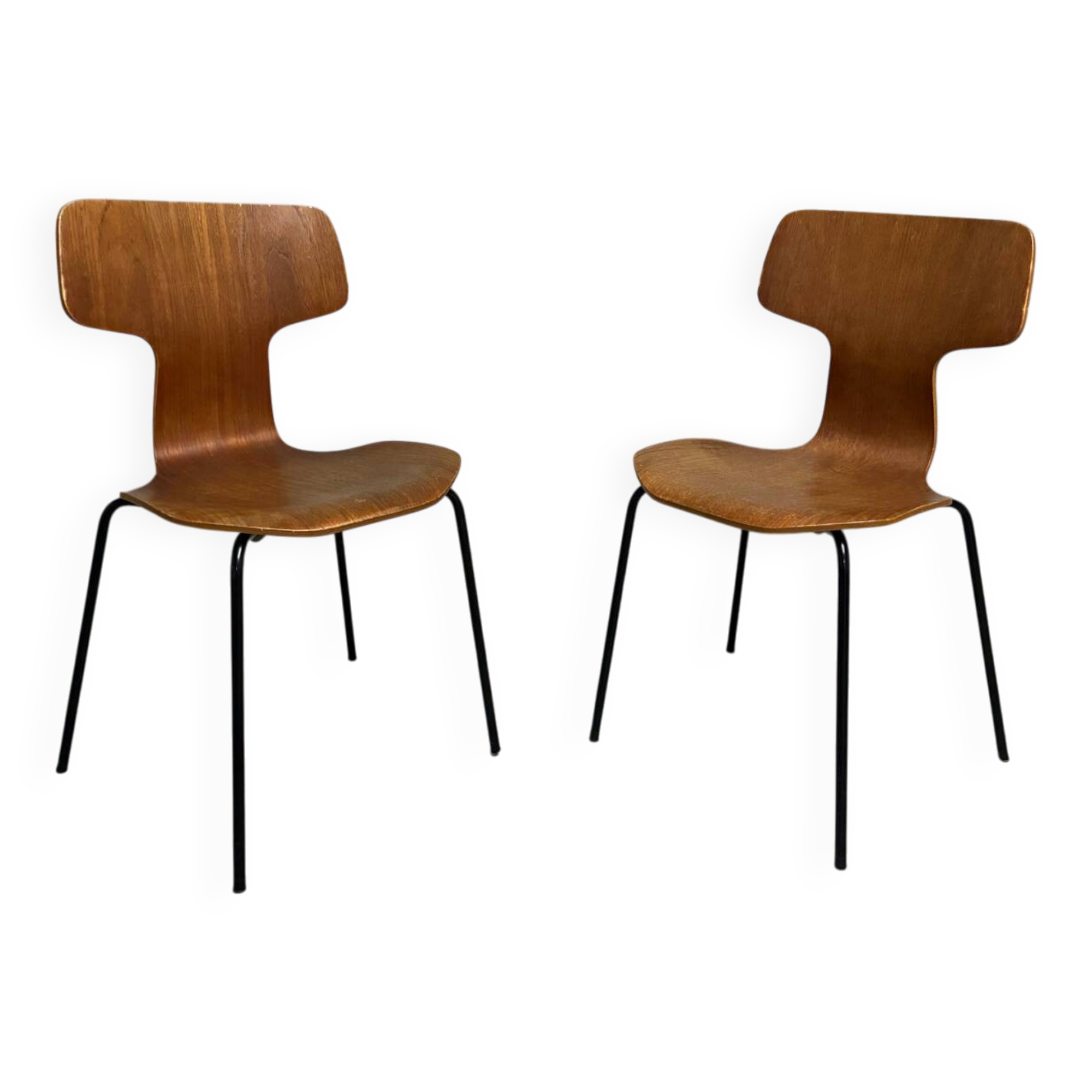 Hammer Chairs by Arne Jacobsen