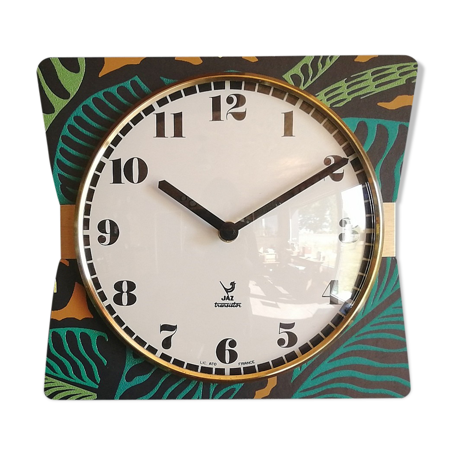 Vintage clock golden silent wall clock "Jaz black green ochre"