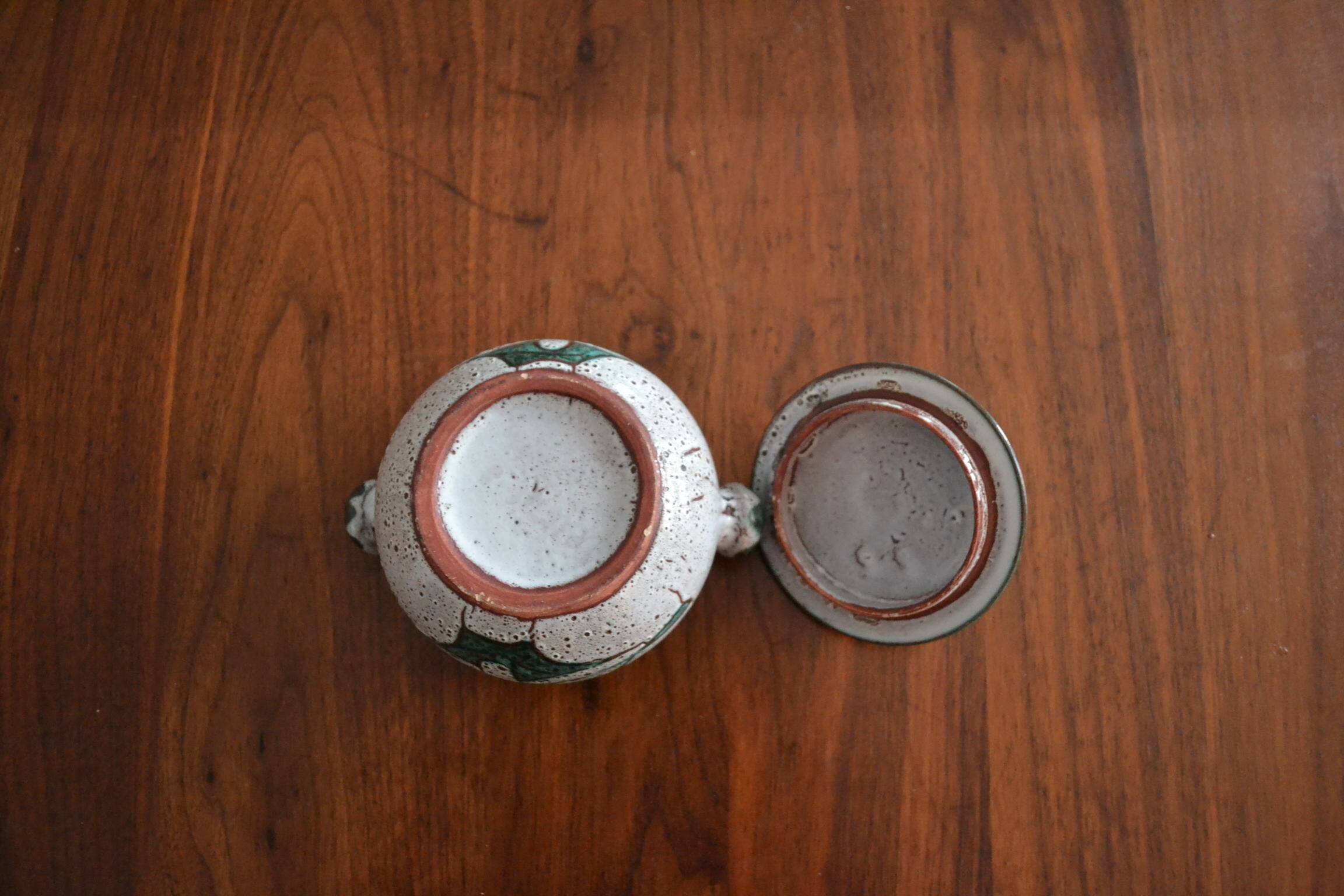 Valauris sweet box thistles