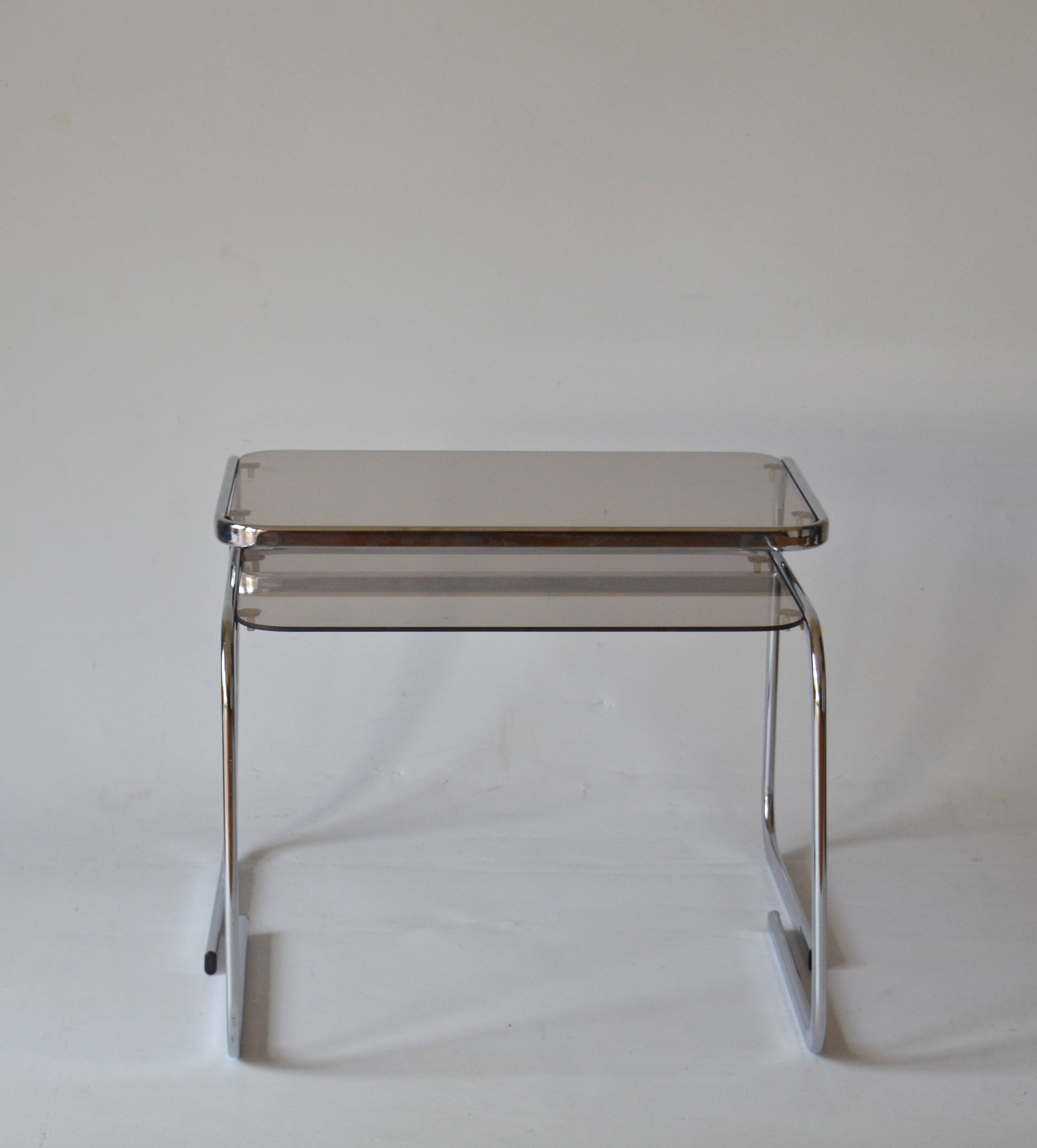 Duo of nesting tables