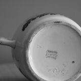 Pot earth of iron
