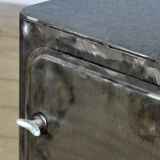 Table de nuit en fer, vers 1950