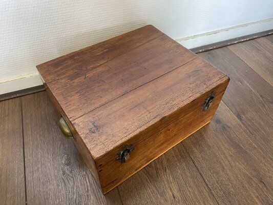 Boîte de rangement vintage en bois 1900s