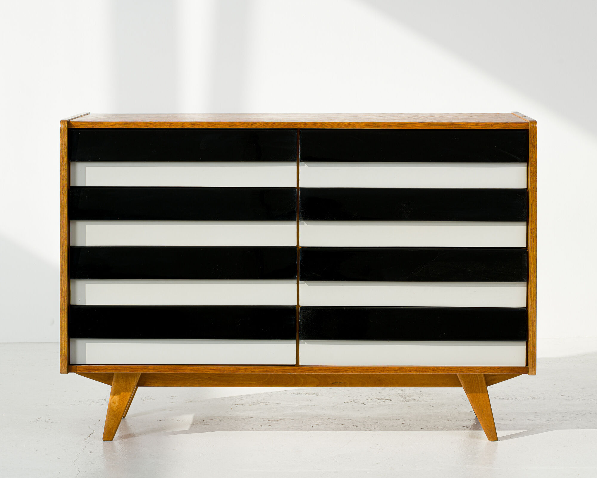 U-453 buffet by Jiri Jiroutek for Interier Praha, 60's