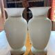 Paire de vases anciens en opaline
