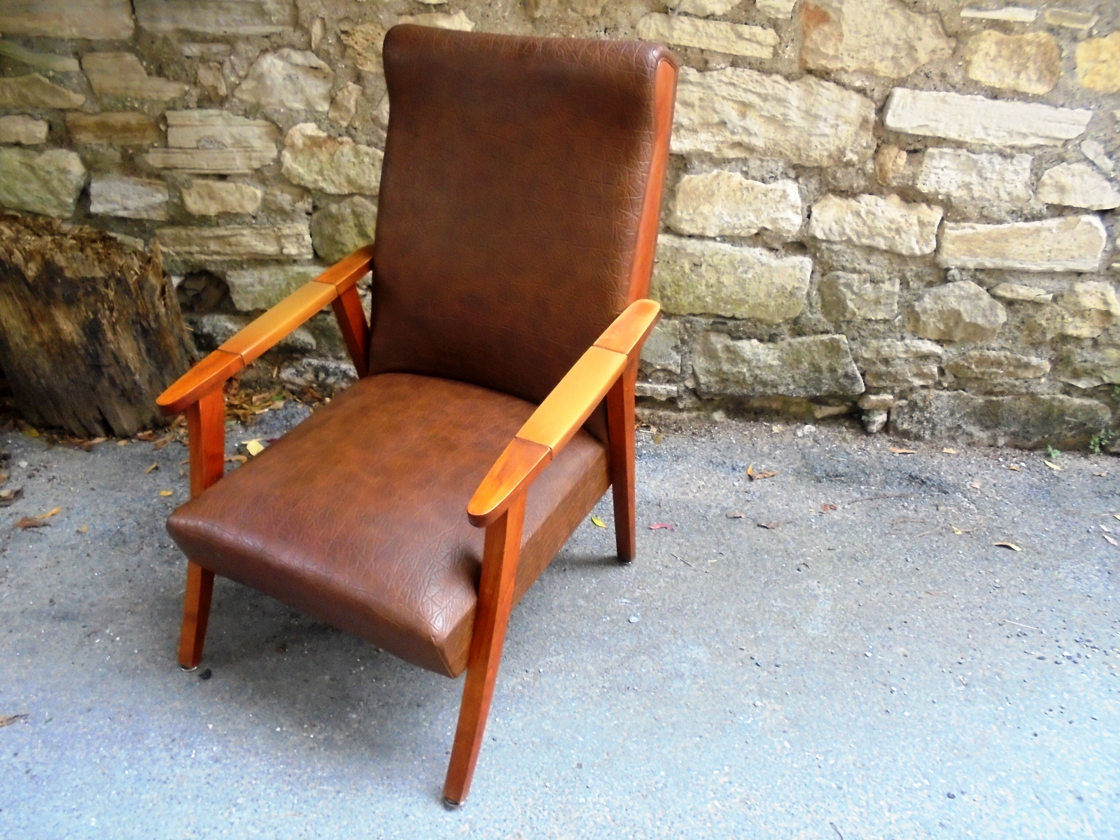 Vintage skai chair