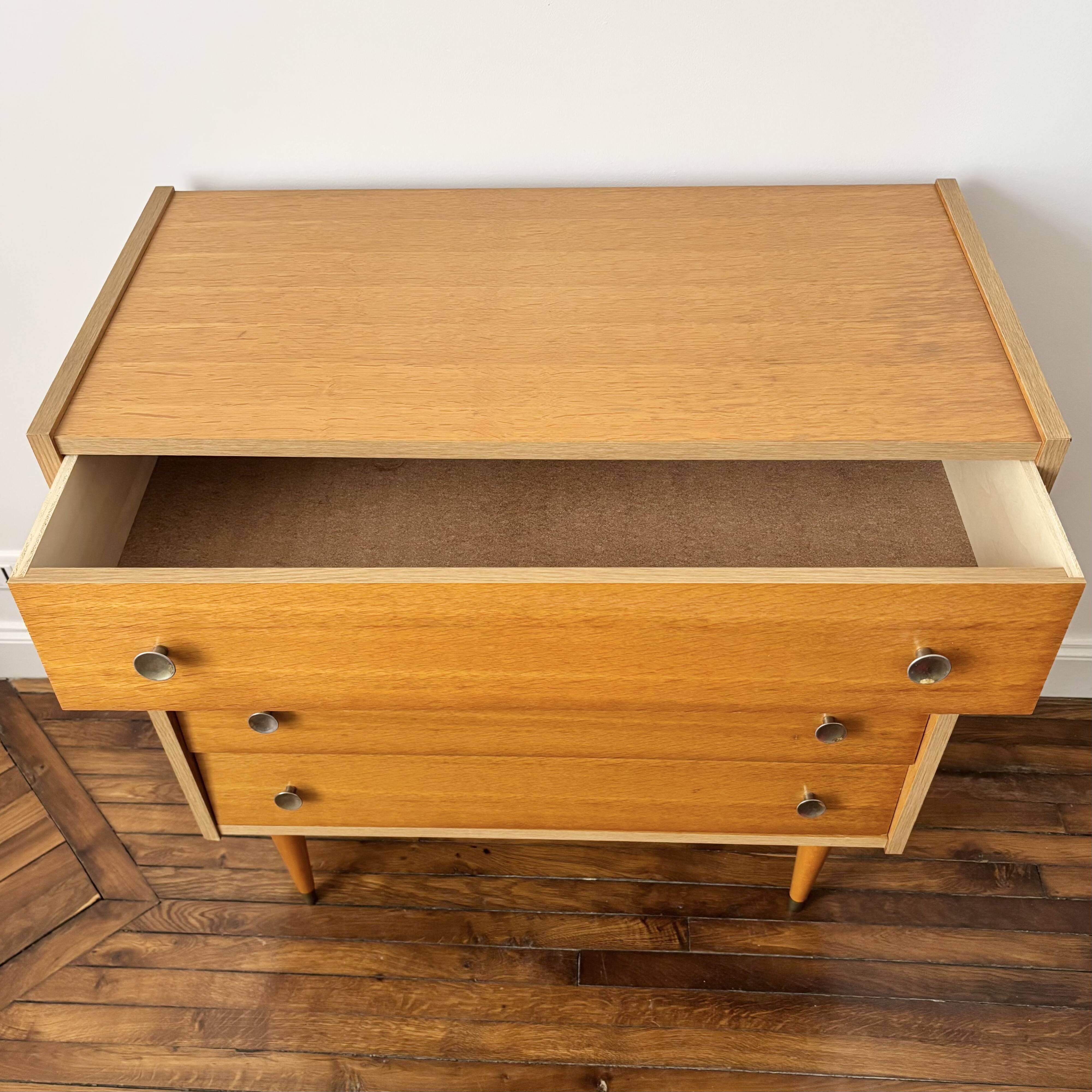 Vintage chest of drawers