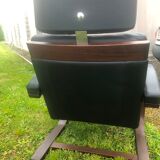 Armchair with its designer footrest Nelo Sweden