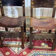 Set of 6 English chairs in oak and fine leather from the late 19th century.